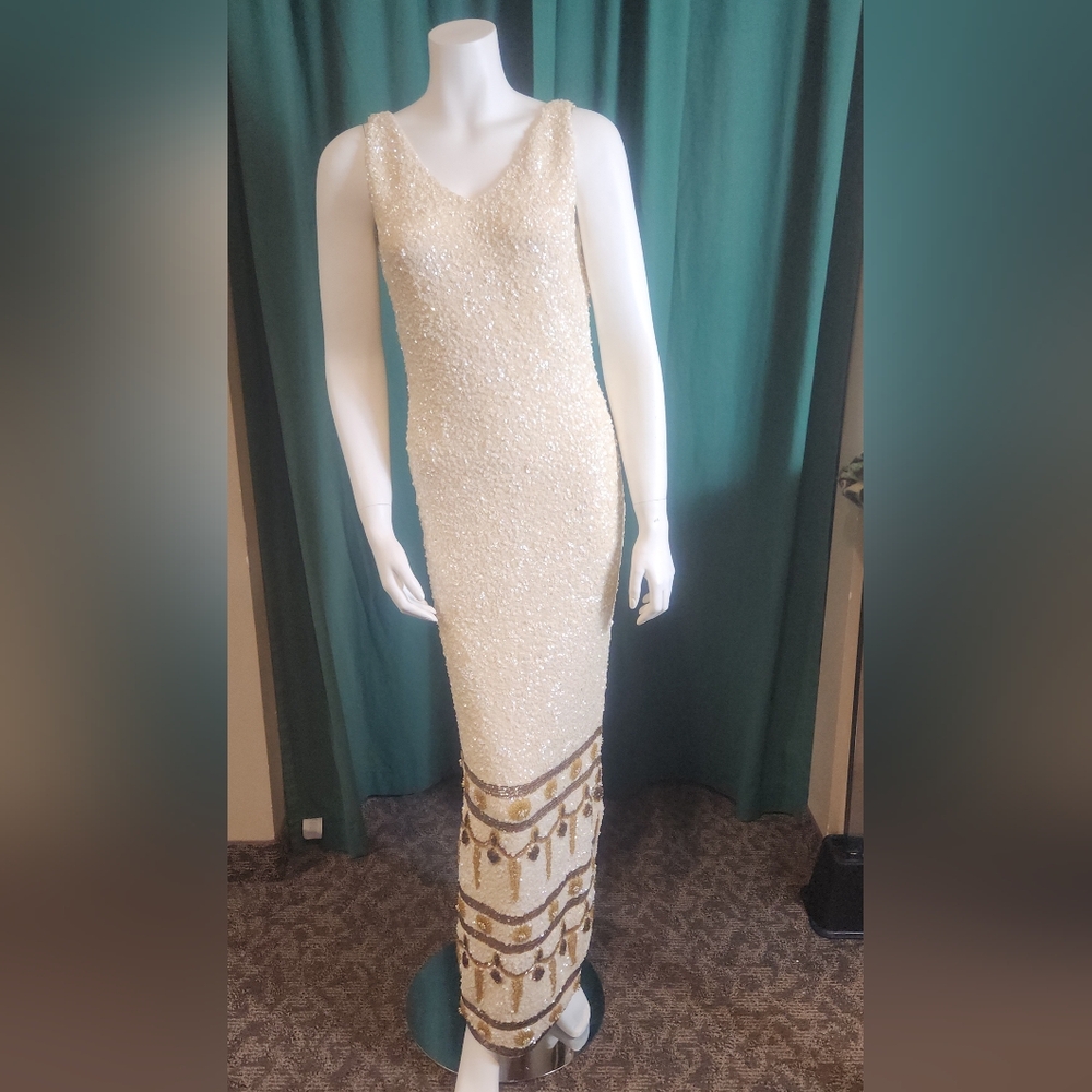 EVC Sophisticated Cream and Gold Lined Sequined Handmade Gown